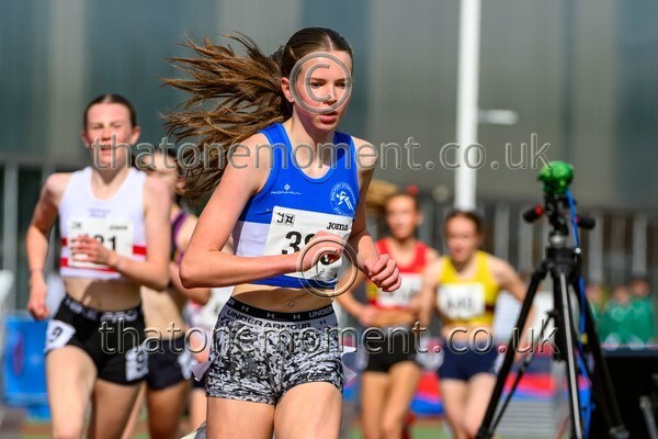 Nat26SUN-928676 - Track Female
