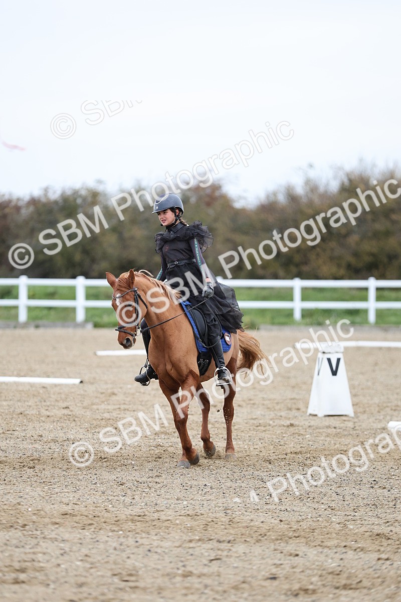 SBM_004769 - Class 10-13 Novice 4 Prelim 5