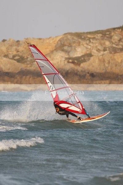 ws 200908-1 - Windsurfing
