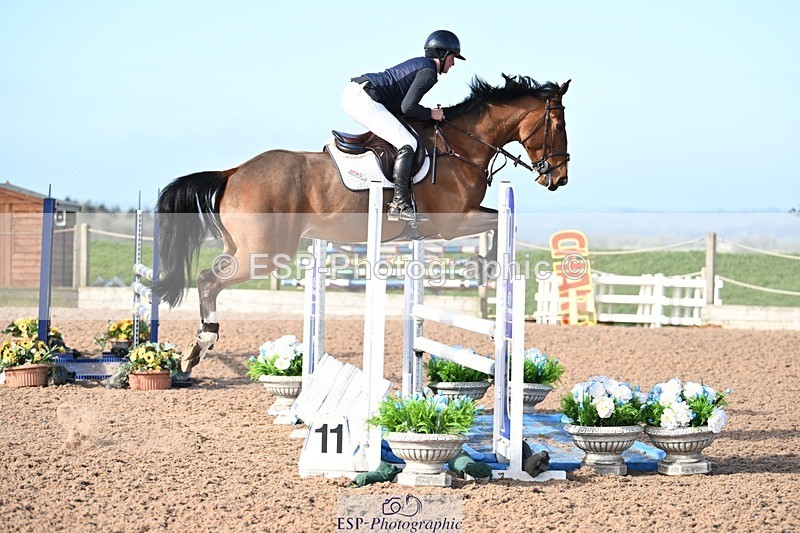 250329-090631-03806 - Cls 13 Snr 1.05m and 1.10m