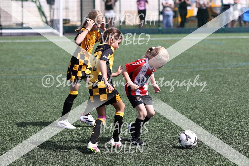 1DX32936 - Sat 13th U7 & U8 Girls