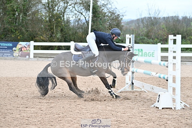 231119A-114916-05516 - Sun Cls 5 Newcomers & 1m Open