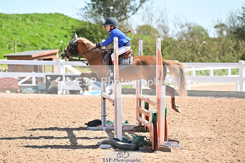 240504A-153425-02595 - Cls 22 & 23 Stepping Stones 128cm & 138cm & Under11's