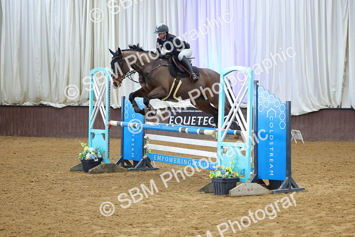 SBM_010604 - Class 23 - Senior Newcomers/ 1.10m Open - First Round (1.10m)