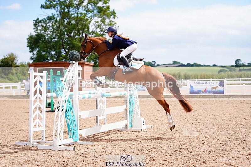 240630A-151120-14437 - Cls 33 Foxhunter and 1.10m Open