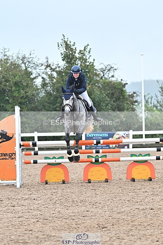 240925A-124625-00694 - Cls 3 Snr 1.05m Open