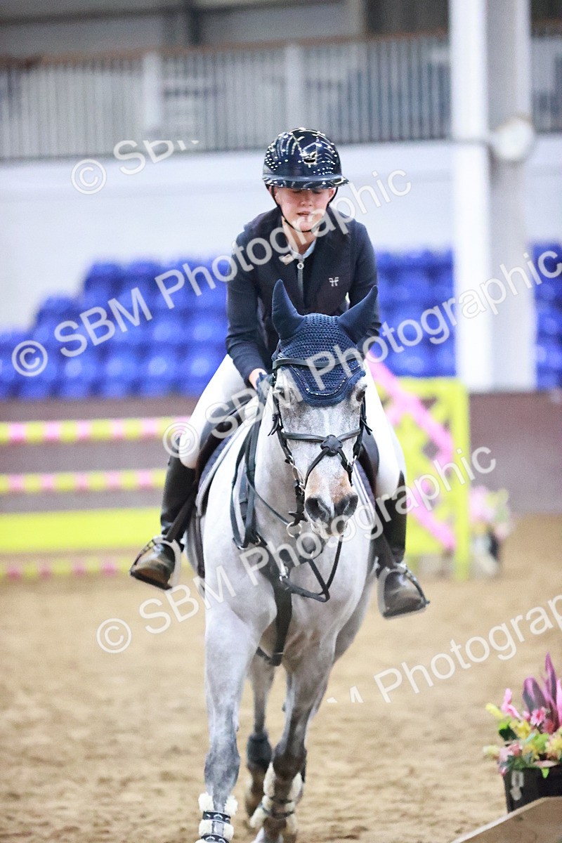 SBM_003077 - Class 13 - Blue Chip Pony Newcomers 1.00m