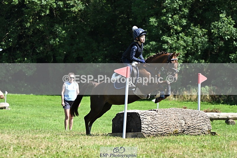 240729B-144201-02836 - Abbie's Group XC