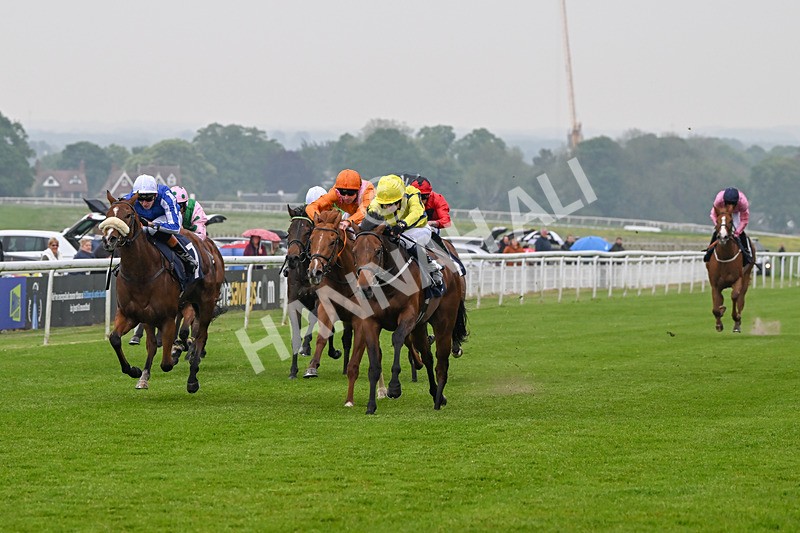 140524-Race 1-Moving Force-1283 - Race 1