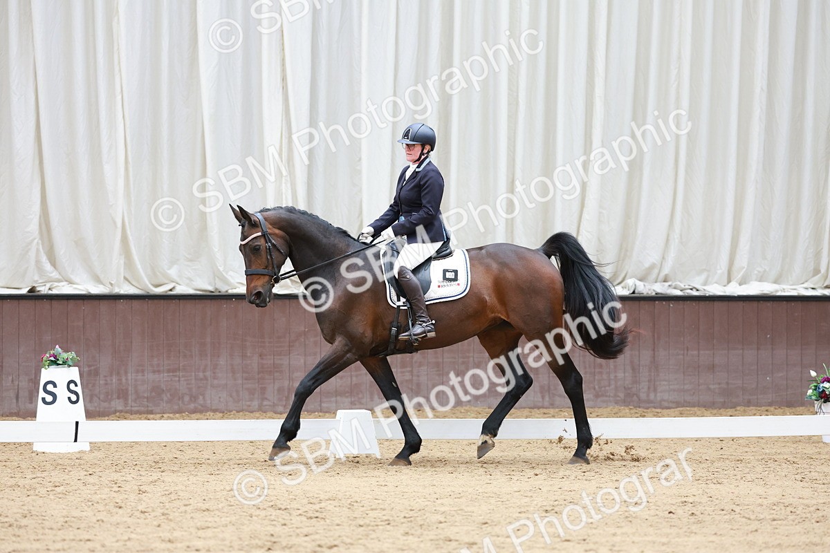 SBM_009985 - Class 6b - Novice 6 - 12.40-13.43