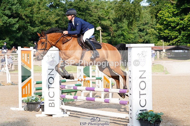 250615A-080142-09526 - Class 42 85cm Amateur Qualifer