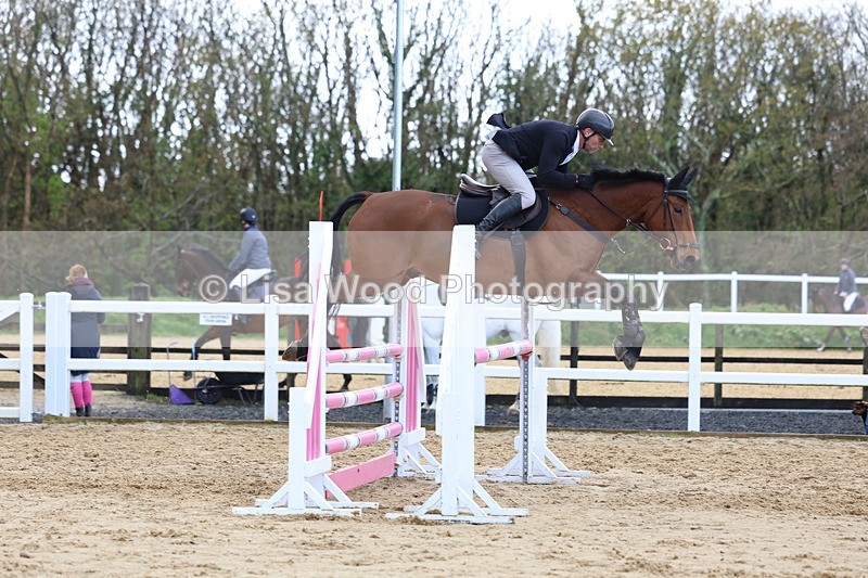 3E7A1506 - Class 6: Senior 1.05m