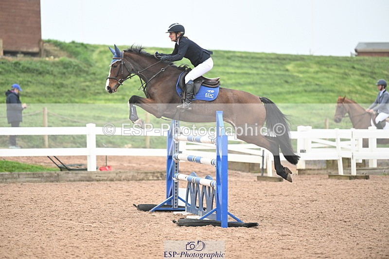 241102A-130756-04724 - SAT Cls 15 Foxhunter and 1.20m Open