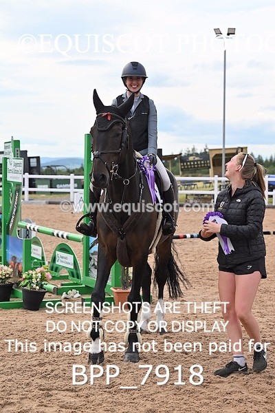 BPP_7918 - CLASS 16 FRI GFS Saddles Senior Newcomers/1.10m Open