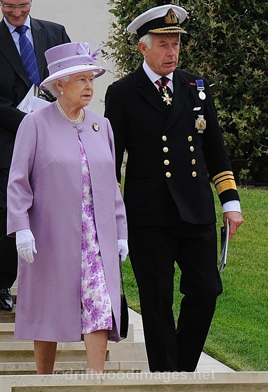 - The Queen at the NMA