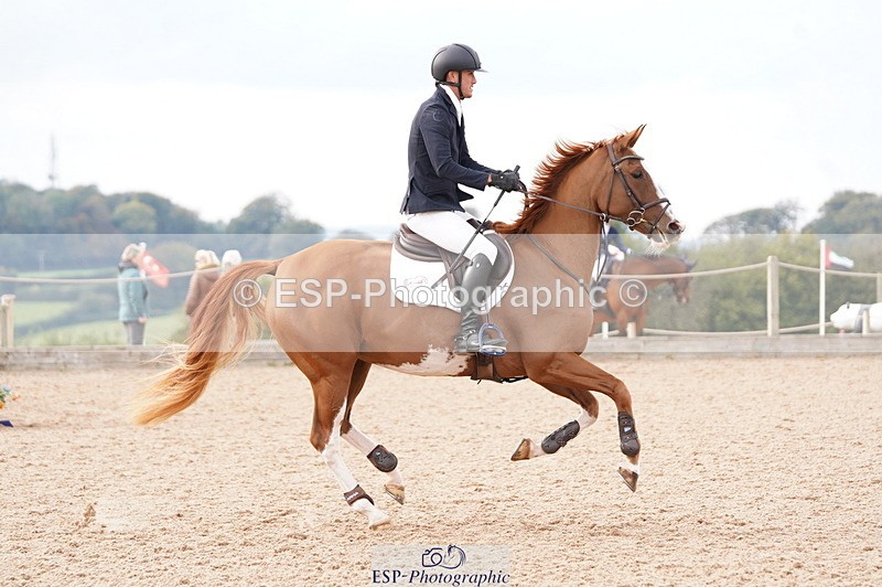 241004A-150714-00886 - Fri 04 Snr Fox & 1.20m Open