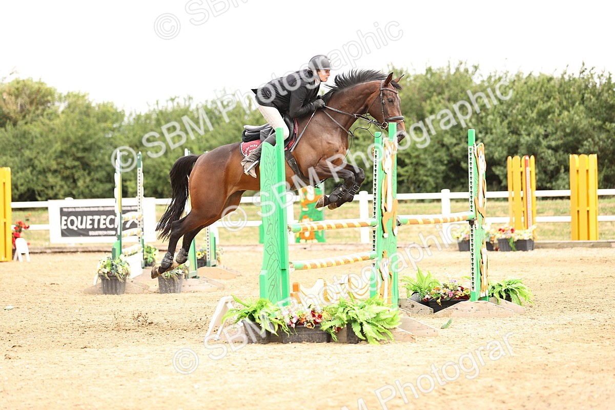 SBM_003173 - Class 21 - Senior Newcomers - 1.10m