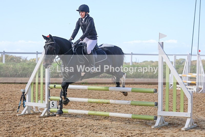 3E7A5092 - Class 9: 80cm Senior