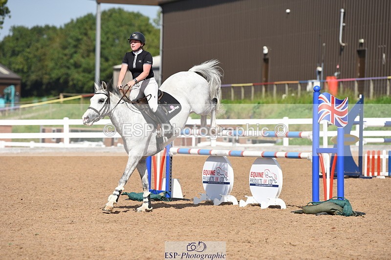230906A-141750-00571 - Foxhunter & 1.20m Open