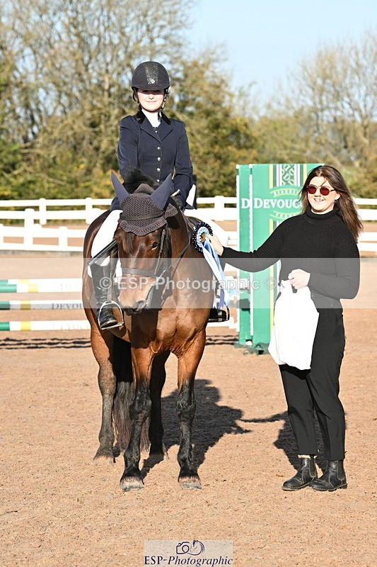 241026A-103210-00167 - SAT Cls 3 Pony Intro 70cm