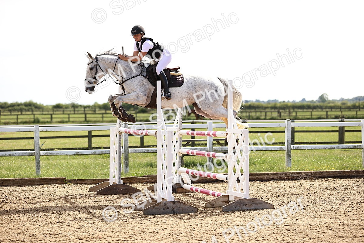 SBM_003016 - Class 5 - Senior Foxhunter - 1.20m