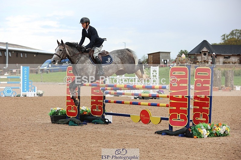 250911-124259-01534 - Cls 3 Snr Foxhunter