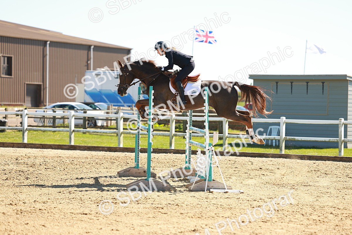 SBM_001819 - Class 5 - Senior Foxhunter - 1.20m