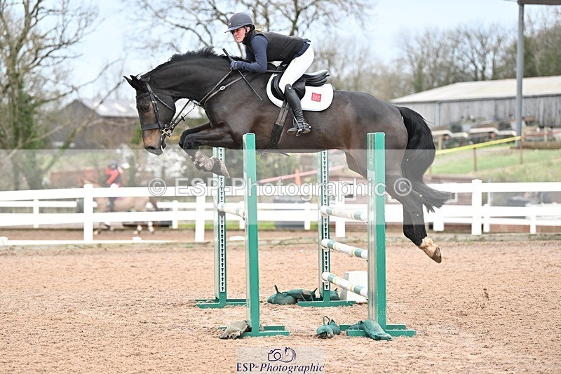 241206-124140-00790 - Cls 5 Newcomers and 1.10m Open