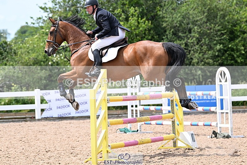 240619A-144344-00737 - Cls 4 Snr Newcomers and 1.10m Open