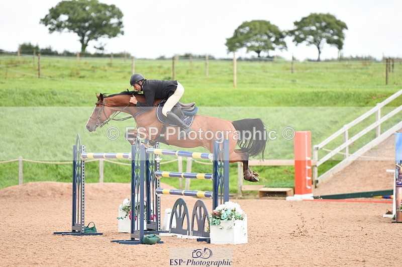 230812A-163906-10320 - Cls 38 Nat 1.40m Open