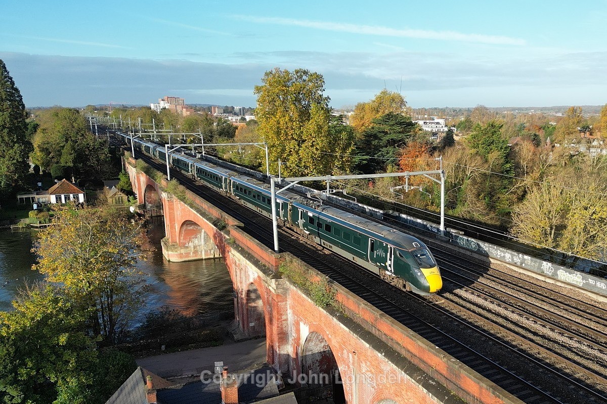 JL - 12.11.24 800012 06:28 Swansea - Paddington, Maidenhead - Latest shots