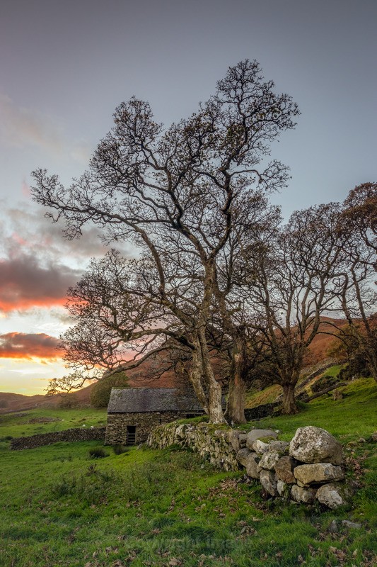 Hovels Knott - Distant Hills