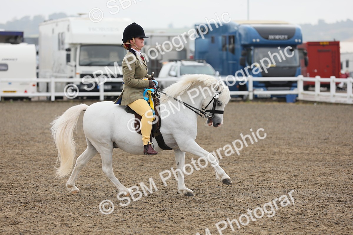 SBM_22412 - Class 807 - Young Rider 11 to 16 Yrs