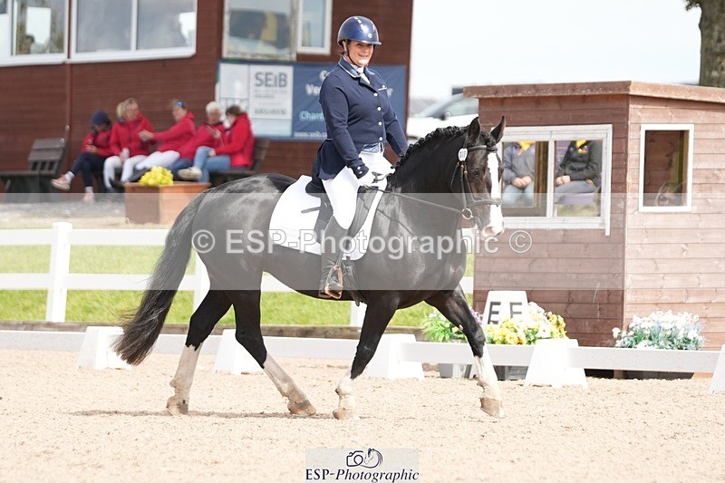 250906-132746-03624 - 018-Kathy.WhiteMilly.111