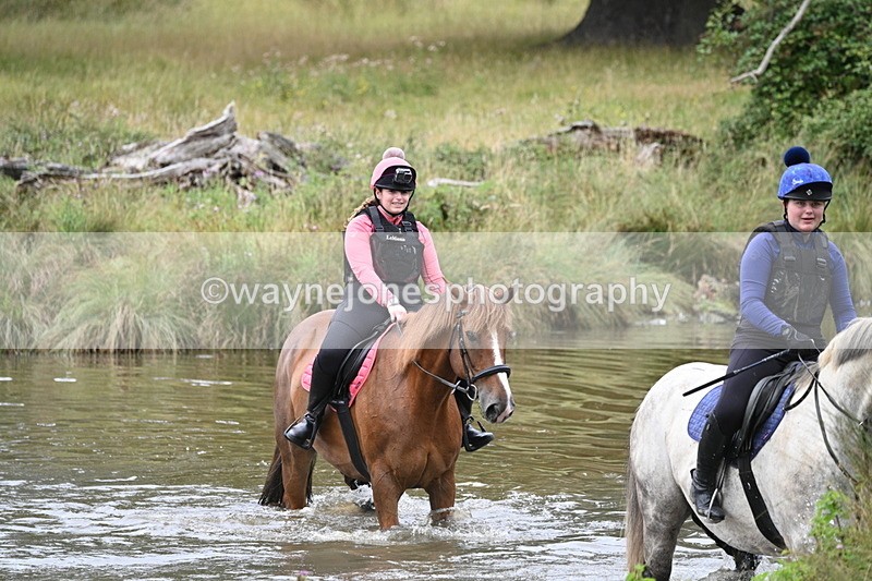 WJ7_2718 - Time at Water 11:37 to 12:13