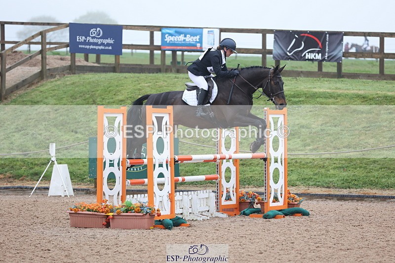 250418-161024-06447 - 330-Lily.Bradstock-DERISKO