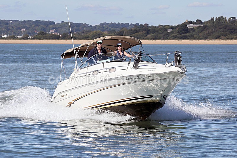 160826 LAUREN ELIZABETH - SEARAY SUNDANCER Y92A6284 - Motorboats - Open