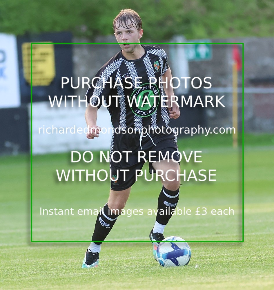 533A5385 - Kendal Town vs Kendal United