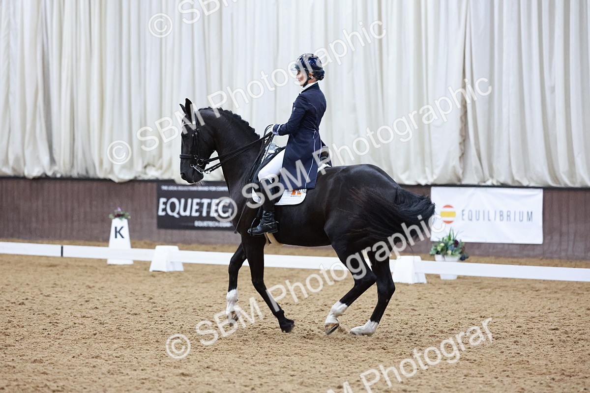 SBM_021846 - Class 14 - FEI Grand Prix - 18.52-19.37