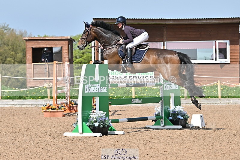 240509A-103117-00898 - Cls 8 Foxhunter