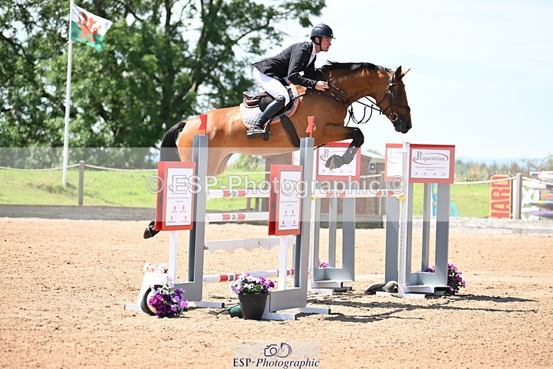 240718A-122521-05065 - Cls 1, 3 Star Small Tour 1.35m