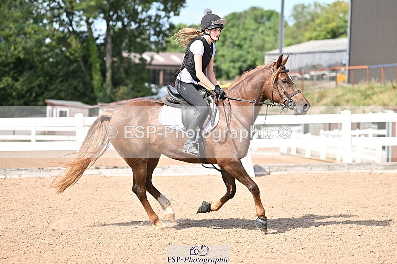 250821B-154747-00617 - Group B - Danielle