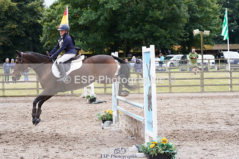 240824X-122934-24093 - 80cm Round 1 12.00 to 13.00