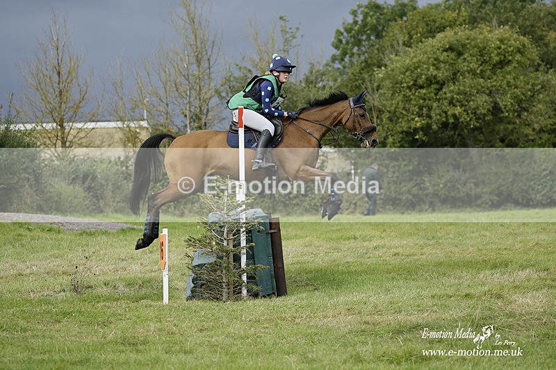  WWHT 031021 3318 - Intermediate (0.90m)  03/10/21