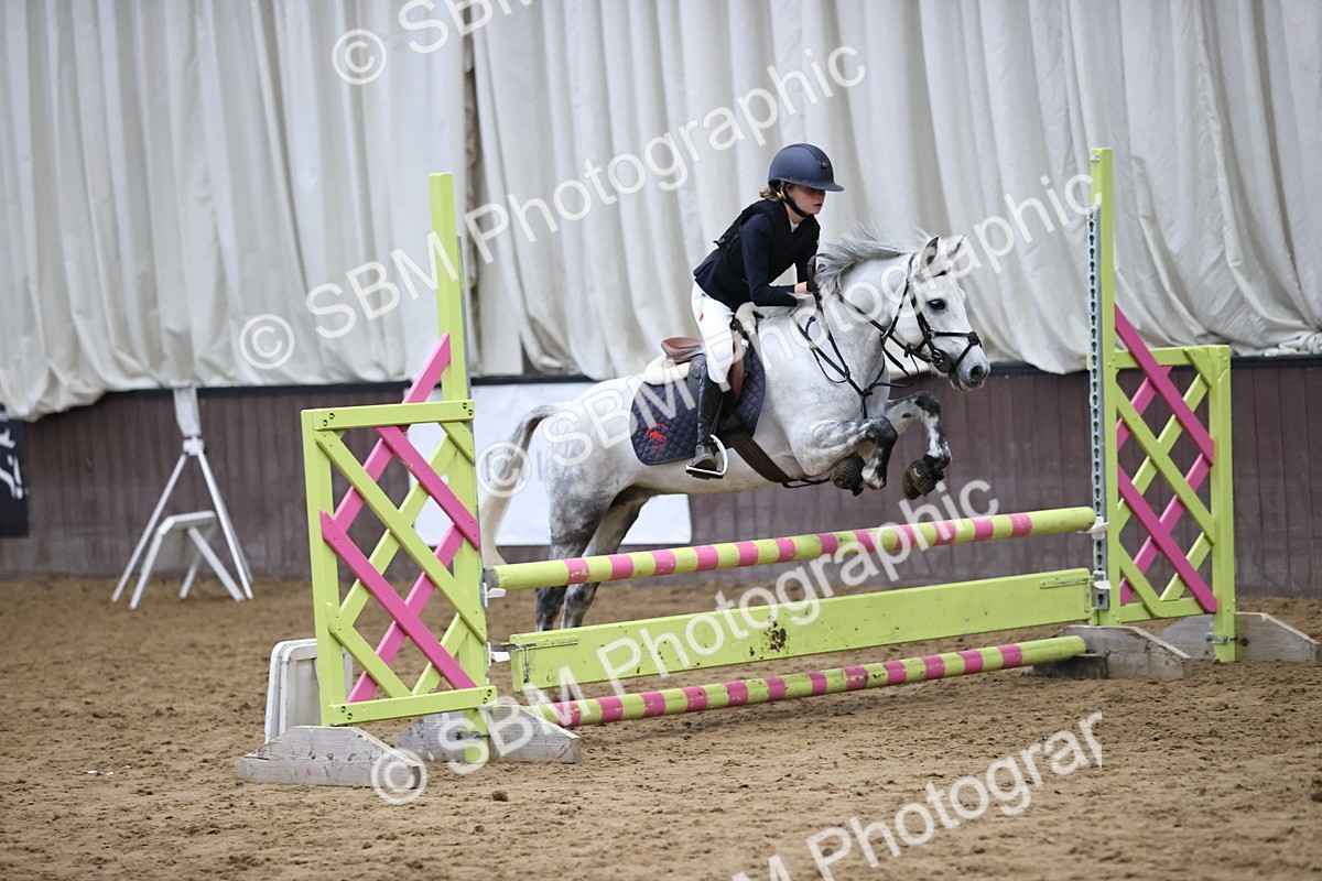 SBM_001478 - Class 5 - Henlow Veterinary Hospital 70cm