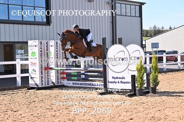 BPP_2069 - CLASS 3 - FRI - Senior British Novice/90cms Open