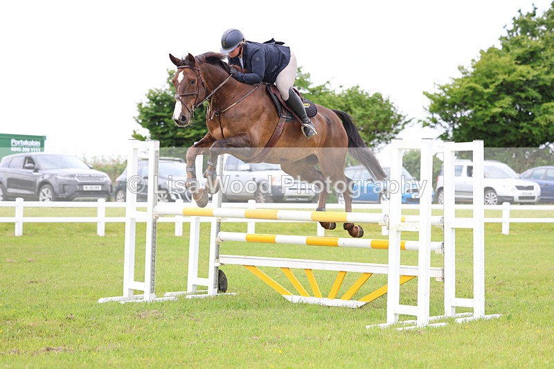 3E7A6895 - Class 11: Senior Newcomers/1.10 open