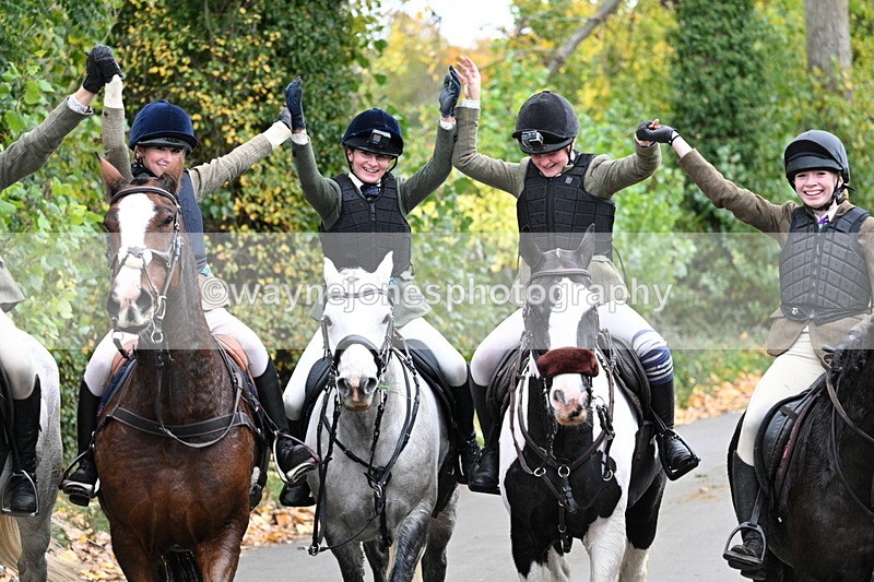 WJ7_7261 - Walk Home..