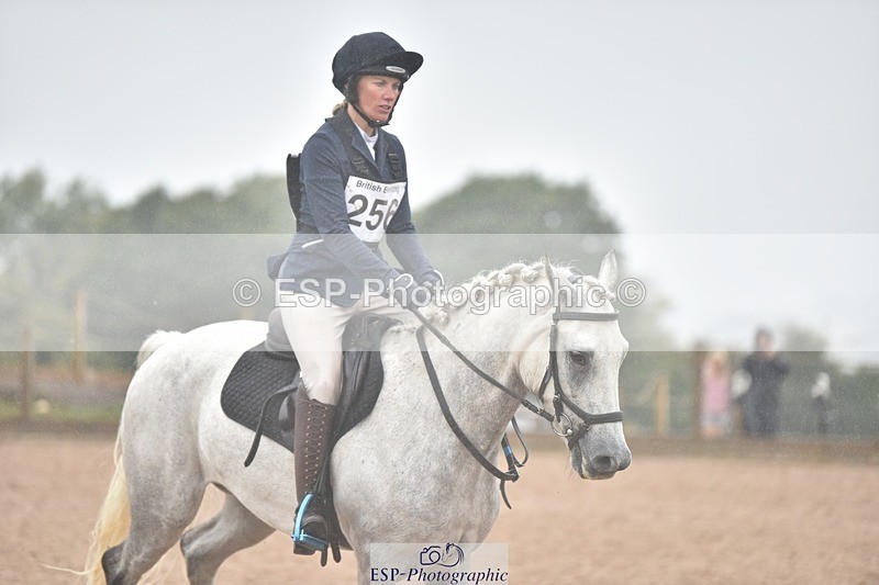 250830-140120-03420 - F-256-Emma.Turner