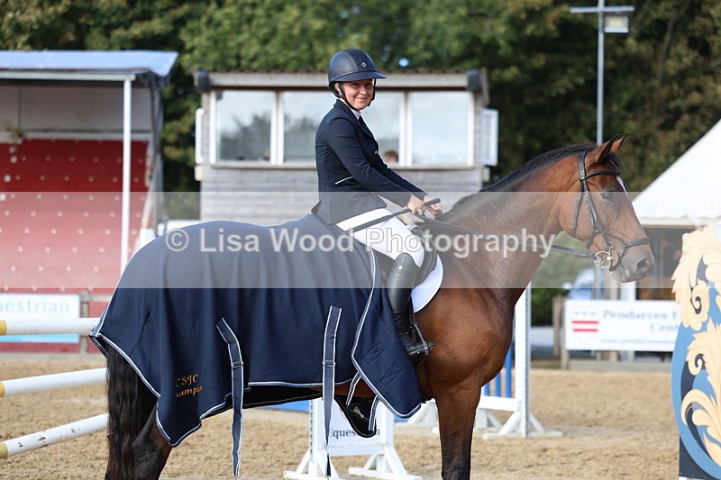 3E7A0723 - Class 13: Senior Newcomers/1.10m open